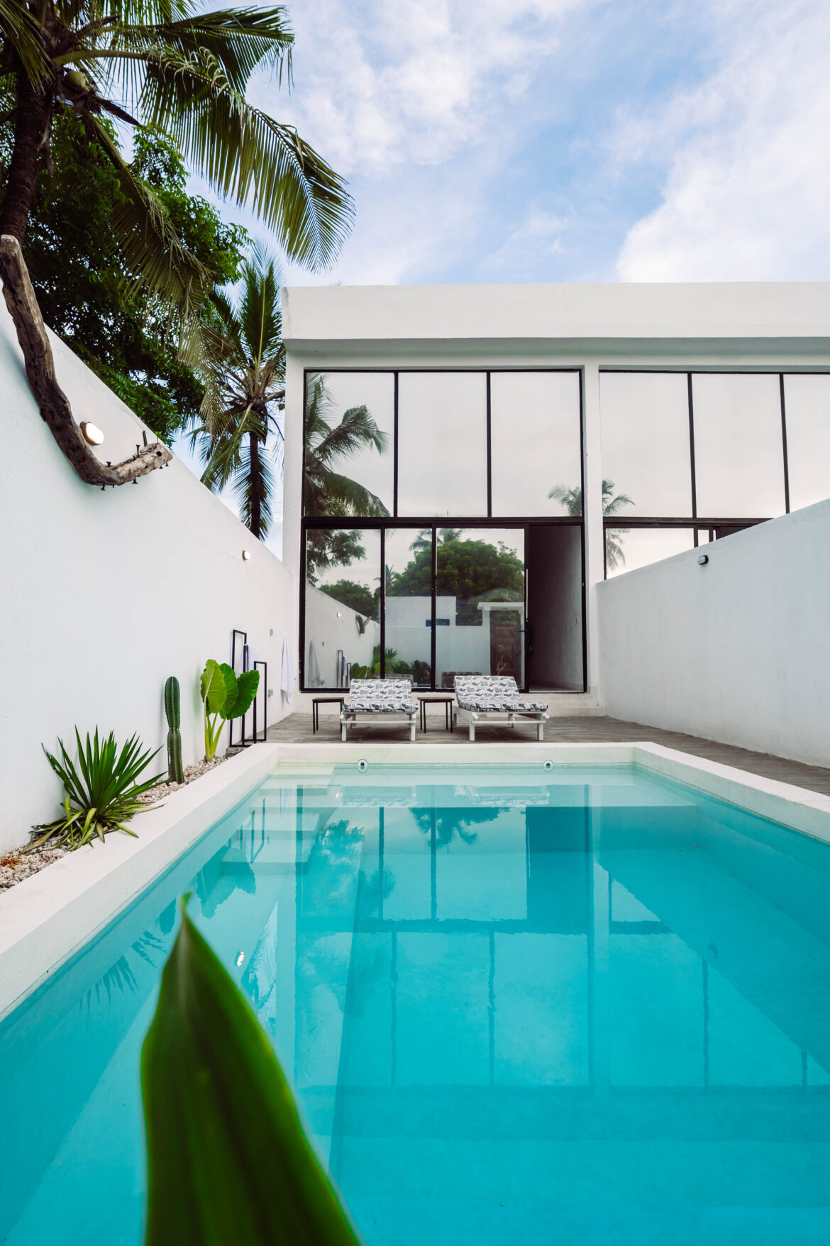 Trio Villa One